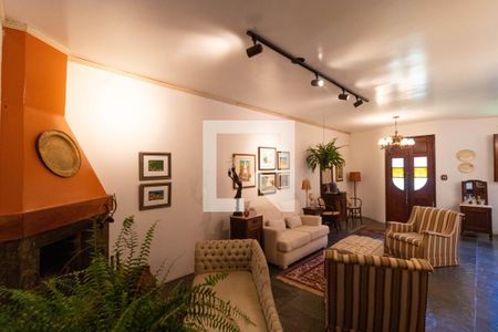 Sala de casa à venda com 3 quartos, 250m² em Cidade Universitária, Campinas