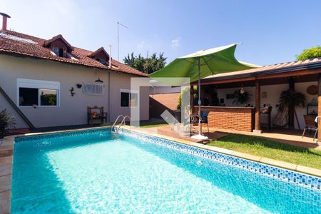 Quintal de casa à venda com 3 quartos, 250m² em Cidade Universitária, Campinas