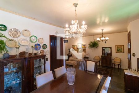 Sala de casa à venda com 3 quartos, 250m² em Cidade Universitária, Campinas