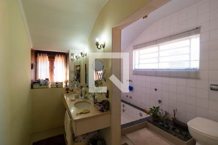 Banheiro da Suíte de casa à venda com 3 quartos, 250m² em Cidade Universitária, Campinas