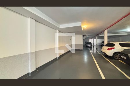 Garagem de apartamento para alugar com 2 quartos, 100m² em Bangú, Santo André