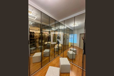 Closet de casa à venda com 4 quartos, 410m² em Jardim Maia, Guarulhos