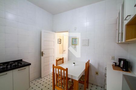 Cozinha de apartamento para alugar com 3 quartos, 120m² em Centro, Curitiba