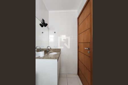 Banheiro  de apartamento à venda com 2 quartos, 60m² em Nova Petrópolis, São Bernardo do Campo