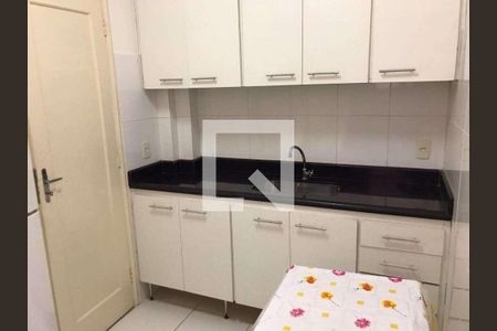 Apartamento à venda com 2 quartos, 65m² em Copacabana, Rio de Janeiro