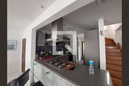 Apartamento à venda com 4 quartos, 170m² em Leme, Rio de Janeiro
