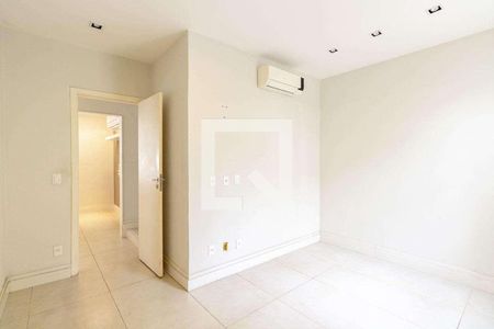 Apartamento à venda com 3 quartos, 205m² em Copacabana, Rio de Janeiro