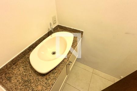 Lavabo de apartamento à venda com 3 quartos, 190m² em Copacabana, Rio de Janeiro