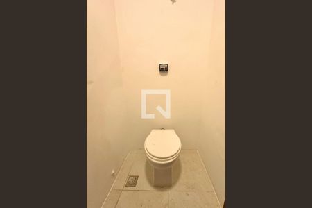 Lavabo de apartamento à venda com 3 quartos, 190m² em Copacabana, Rio de Janeiro