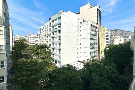 Vista de apartamento à venda com 3 quartos, 190m² em Copacabana, Rio de Janeiro