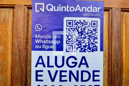 Plaquinha instalada de casa à venda com 4 quartos, 150m² em Botafogo, Rio de Janeiro