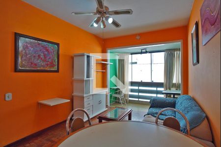 Sala de apartamento para alugar com 1 quarto, 77m² em Passo D’areia, Porto Alegre
