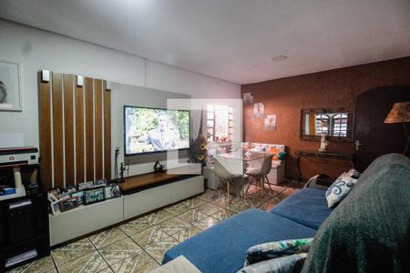 Sala de casa à venda com 3 quartos, 500m² em Lauzane Paulista, São Paulo