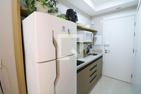Cozinha de apartamento para alugar com 1 quarto, 31m² em Santo Amaro, São Paulo