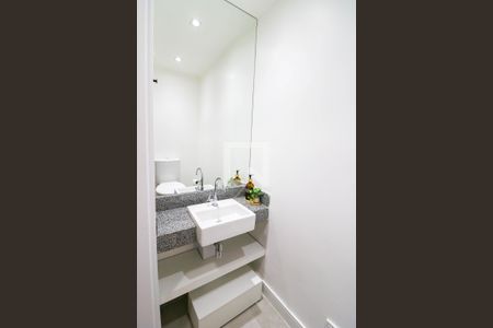 Lavabo de apartamento para alugar com 1 quarto, 31m² em Santo Amaro, São Paulo