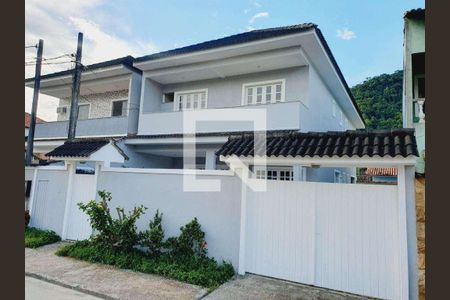 Casa à venda com 4 quartos, 160m² em Vargem Grande, Rio de Janeiro