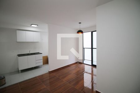 Sala de apartamento para alugar com 2 quartos, 50m² em Irajá, Rio de Janeiro