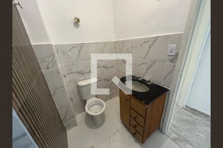 Banheiro de apartamento para alugar com 2 quartos, 60m² em Méier, Rio de Janeiro