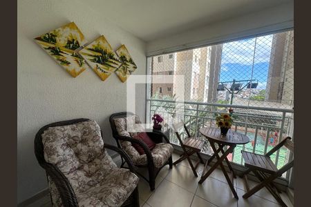 Varanda da Sala de apartamento para alugar com 3 quartos, 87m² em Jardim Tupanci, Barueri