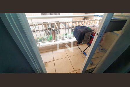 Sacada de apartamento para alugar com 2 quartos, 37m² em Novo Osasco, Osasco