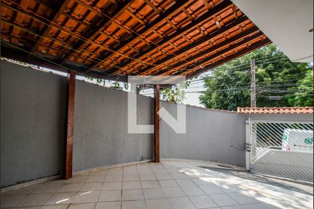 Quintal de casa à venda com 3 quartos, 84m² em Parque Erasmo Assunção, Santo André
