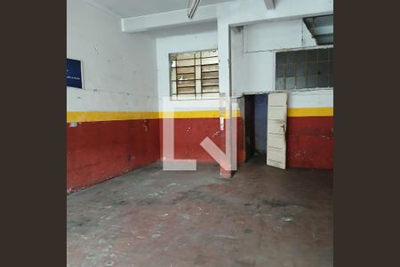 Garagem de casa à venda com 2 quartos, 200m² em Perdizes, São Paulo