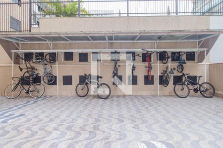 Área comum - Bicicletário de apartamento para alugar com 2 quartos, 70m² em Aclimação, São Paulo