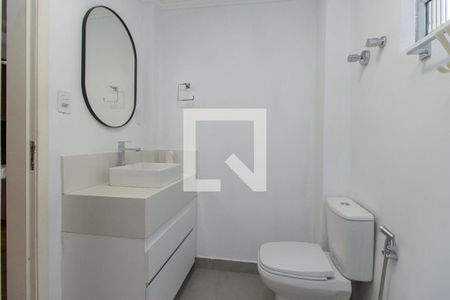 Banheiro de apartamento para alugar com 2 quartos, 70m² em Aclimação, São Paulo