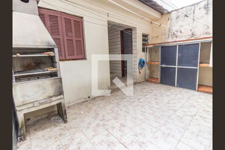 Área de Serviço e Quintal de casa para alugar com 2 quartos, 120m² em Vila Invernada, São Paulo