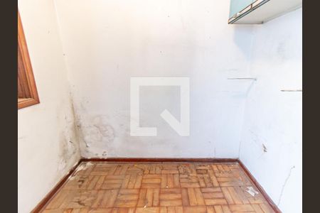 Quarto de Serviço de casa para alugar com 2 quartos, 120m² em Vila Invernada, São Paulo
