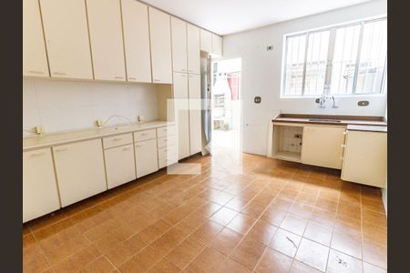 Cozinha de casa para alugar com 2 quartos, 120m² em Vila Invernada, São Paulo