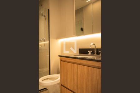 Banheiro de apartamento à venda com 1 quarto, 28m² em Jardim das Acacias, São Paulo