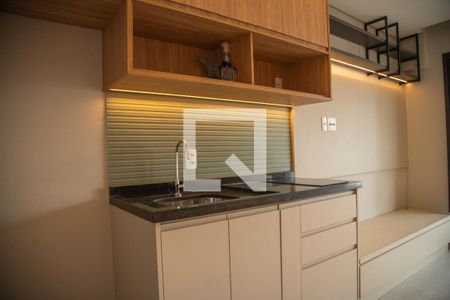 Cozinha de apartamento à venda com 1 quarto, 28m² em Jardim das Acacias, São Paulo