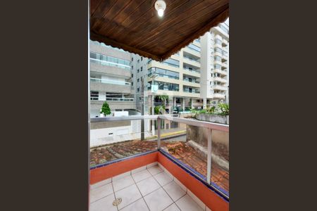 Sacada da suite de casa para alugar com 2 quartos, 117m² em Guilhermina, Praia Grande