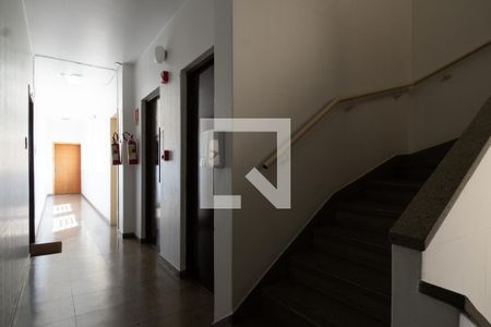Escadas de apartamento para alugar com 3 quartos, 107m² em Centro Histórico, Porto Alegre