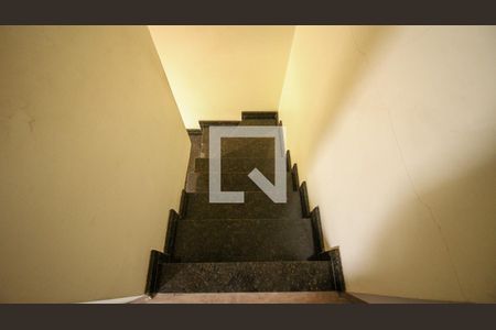 Escada de casa de condomínio à venda com 2 quartos, 72m² em Vila Santa Clara, São Paulo