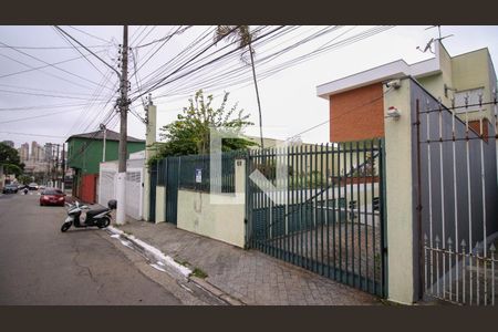 Fachada de casa de condomínio à venda com 2 quartos, 72m² em Vila Santa Clara, São Paulo