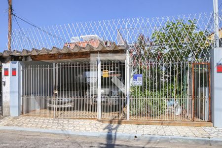 Fachada de casa à venda com 6 quartos, 280m² em Lapa de Baixo, São Paulo