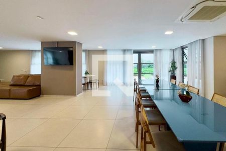 Apartamento à venda com 3 quartos, 95m² em Vila Olímpia, São Paulo