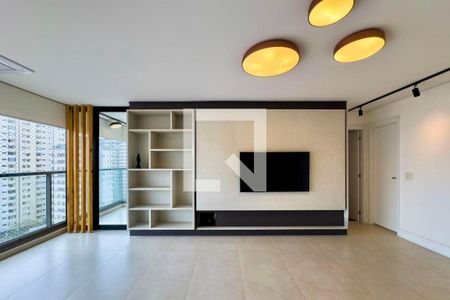 Apartamento à venda com 3 quartos, 95m² em Vila Olímpia, São Paulo