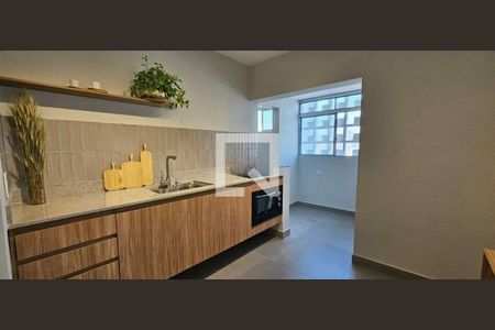 Apartamento à venda com 2 quartos, 75m² em Vila Nova Conceição, São Paulo