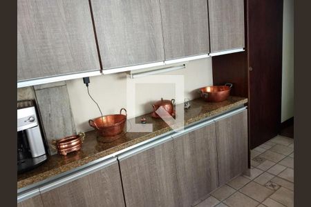 Casa à venda com 3 quartos, 297m² em Saúde, São Paulo