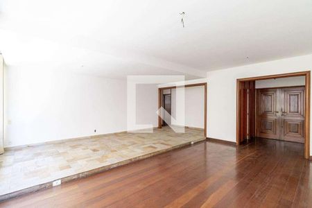 Apartamento à venda com 3 quartos, 180m² em Copacabana, Rio de Janeiro