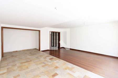 Apartamento à venda com 3 quartos, 180m² em Copacabana, Rio de Janeiro