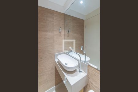 Lavabo de apartamento à venda com 3 quartos, 97m² em Vila Gumercindo, São Paulo