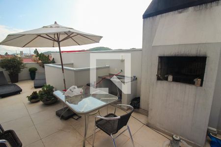 Casa à venda com 3 quartos, 180m² em Hípica, Porto Alegre