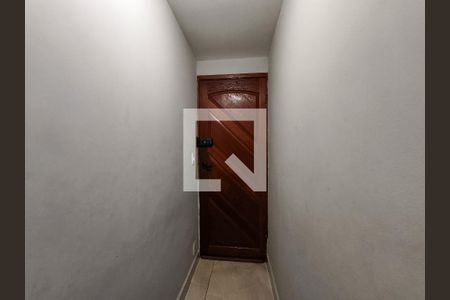 Entrada de apartamento à venda com 2 quartos, 70m² em São Francisco Xavier, Rio de Janeiro