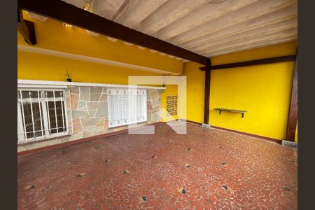 Varanda de casa à venda com 5 quartos, 213m² em Vila Universitaria, São Paulo