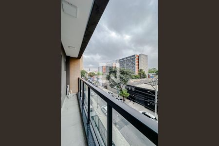 Varanda de kitnet/studio para alugar com 1 quarto, 33m² em Cambuci, São Paulo