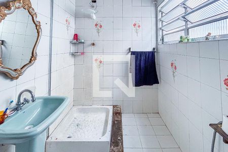 Banheiro de casa para alugar com 3 quartos, 190m² em Pinheiros, São Paulo
